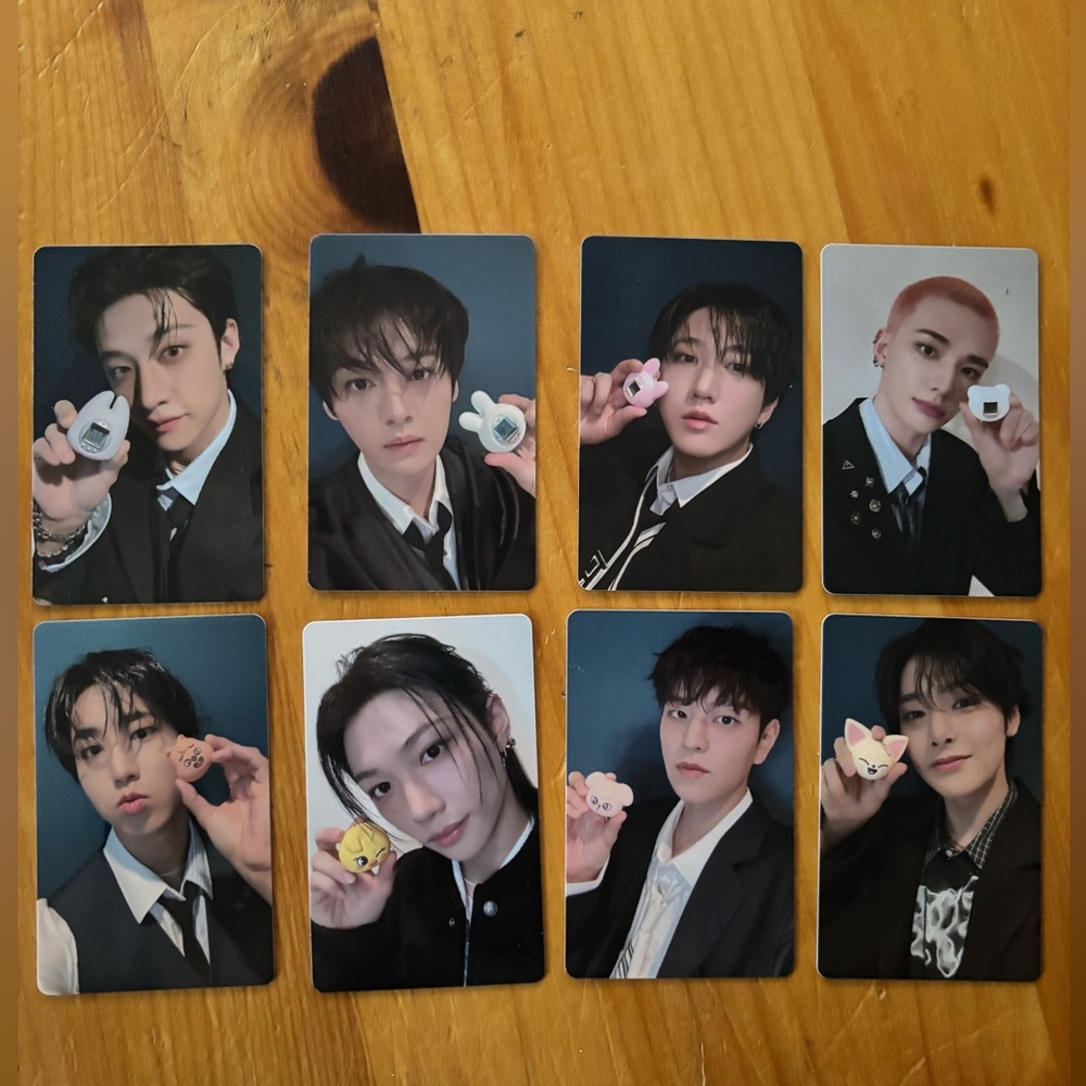 Stray Kids Tamagotchi collab Photo card Set